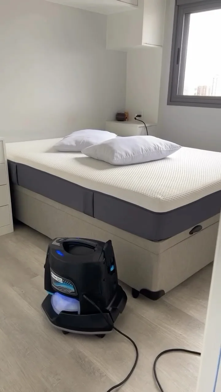 Quarto com colchão higienizado em casa em São Paulo